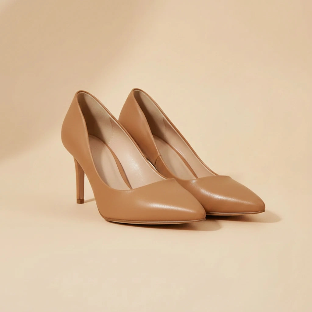 Tacones  de aguja color camel y de punta fina